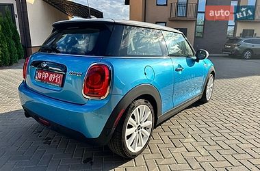 Хетчбек MINI Cooper 2017 в Вараші