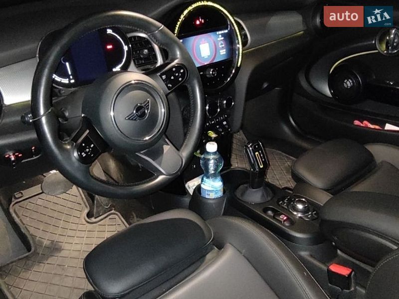 Хетчбек MINI Cooper 2023 в Сокалі фото 11 Хетчбек MINI Cooper 2023 в Сокалі