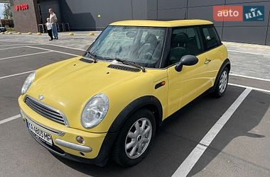 Хэтчбек MINI Cooper 2002 в Буче