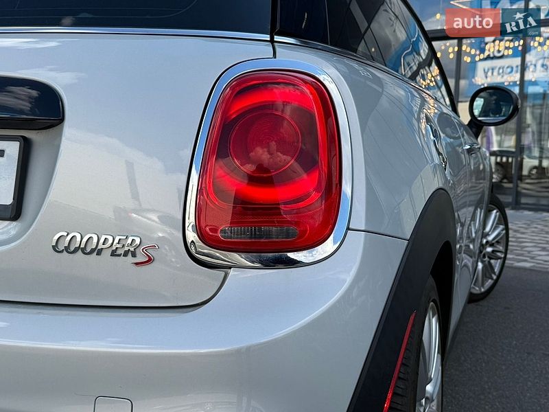 Хэтчбек MINI Cooper 2015 в Киеве