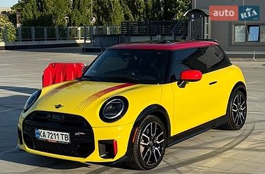 Хетчбек MINI Cooper 2024 в Києві Хетчбек MINI Cooper 2024 в Києві