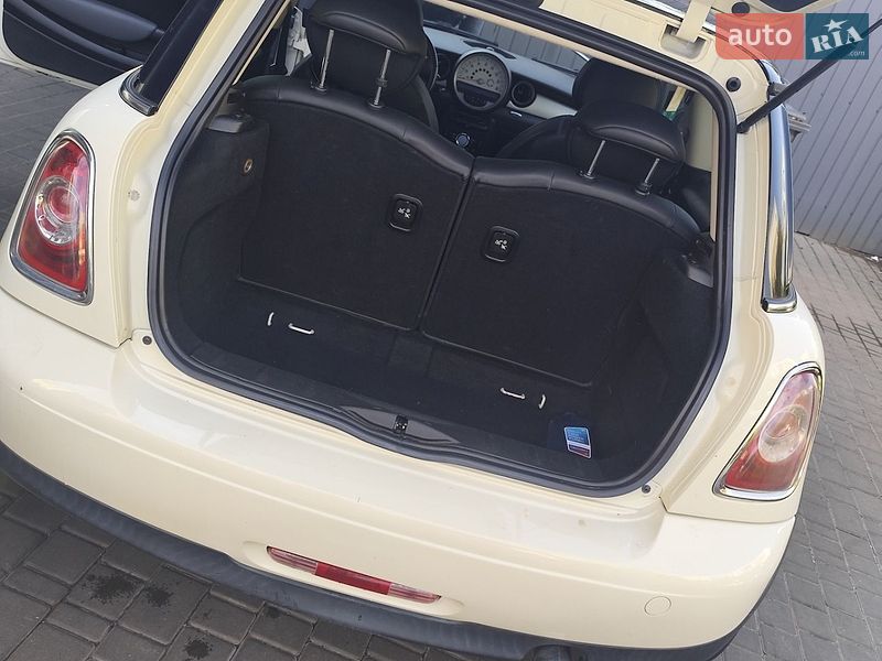 Хэтчбек MINI Cooper 2011 в Одессе фото 11 Хэтчбек MINI Cooper 2011 в Одессе