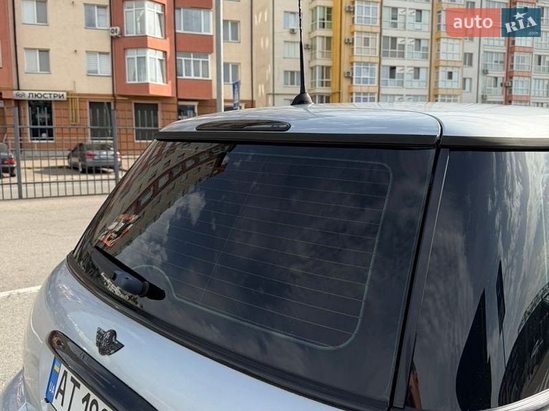 Хетчбек MINI Cooper 2004 в Івано-Франківську