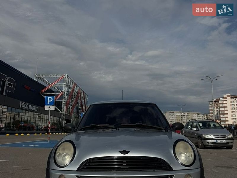 Хетчбек MINI Cooper 2004 в Івано-Франківську