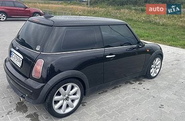 Хетчбек MINI Cooper 2002 в Городку