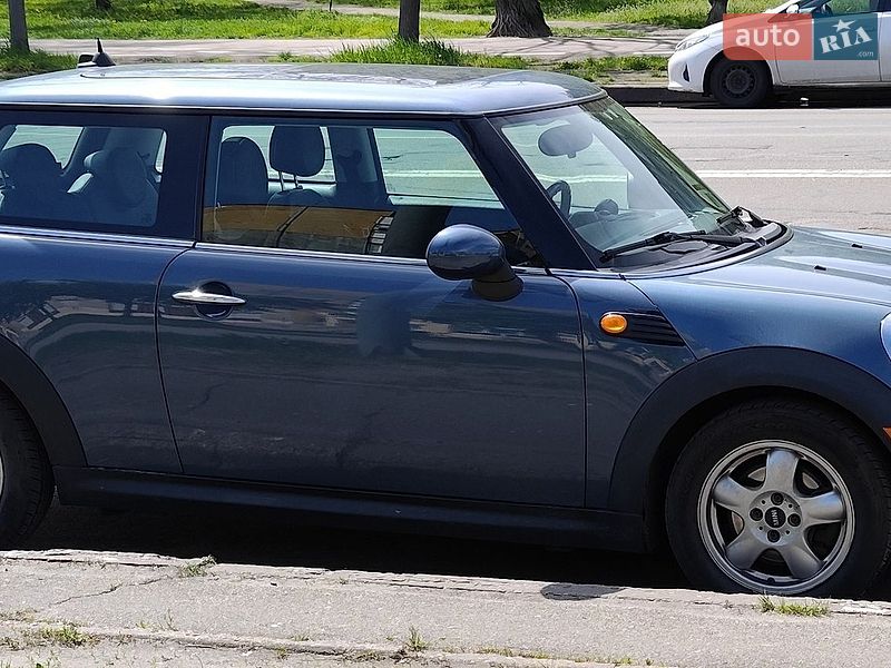 Хетчбек MINI Cooper 2010 в Києві