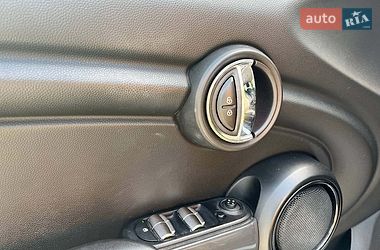 Хэтчбек MINI Cooper 2015 в Киеве