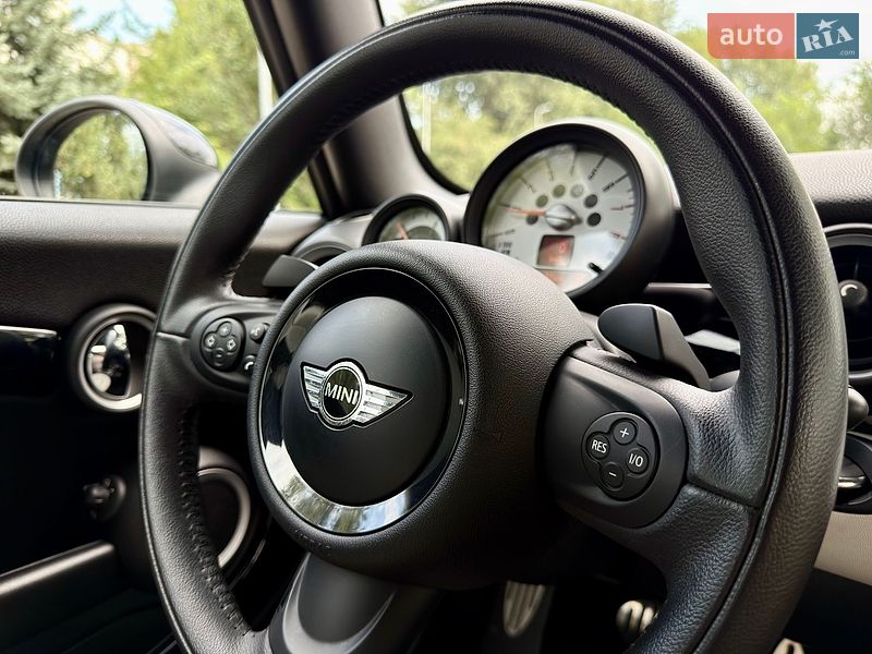 Хэтчбек MINI Cooper 2012 в Днепре