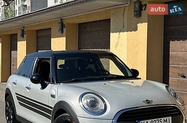 Хэтчбек MINI Cooper 2016 в Виннице