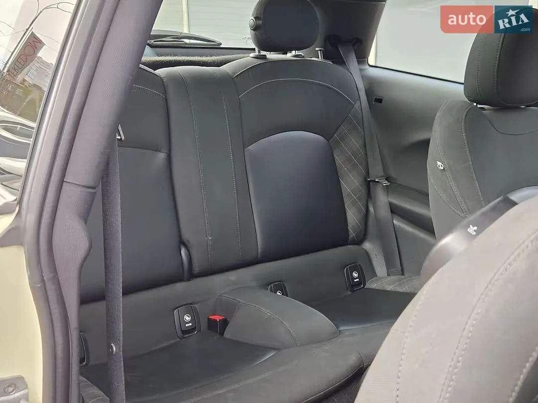 2014 MINI Cooper - мініатюра 17