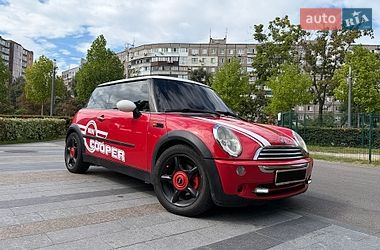 Хетчбек MINI Cooper 2004 в Дніпрі