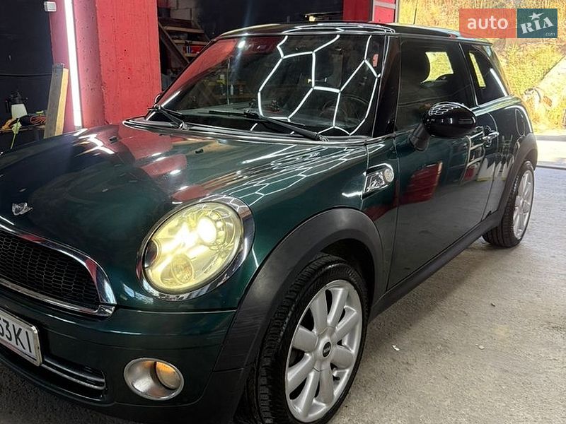 Хэтчбек MINI Cooper 2007 в Киеве