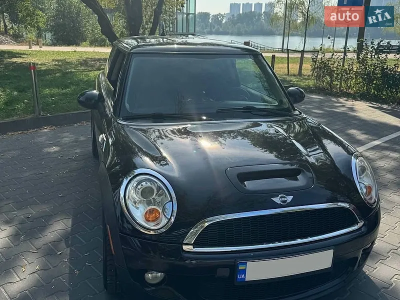 MINI Cooper 2010