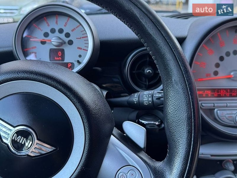 Хэтчбек MINI Cooper 2010 в Киеве