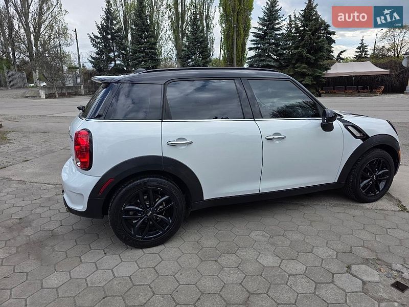 Хетчбек MINI Cooper 2016 в Дніпрі
