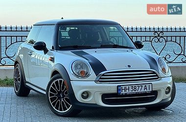 Хэтчбек MINI Cooper 2011 в Одессе