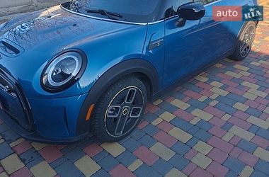 Хэтчбек MINI Cooper 2021 в Луцке