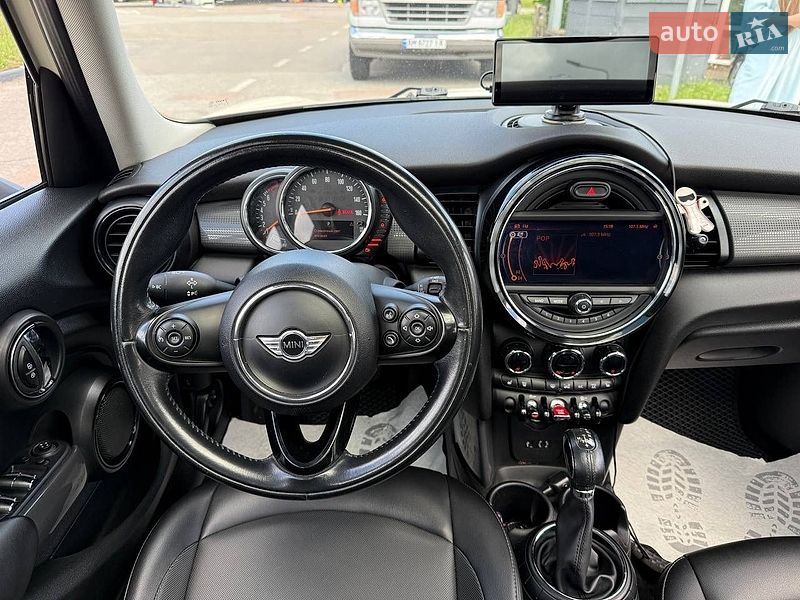 Хэтчбек MINI Cooper 2014 в Житомире