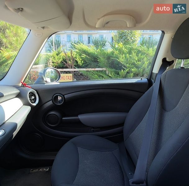 Хетчбек MINI Cooper 2011 в Одесі
