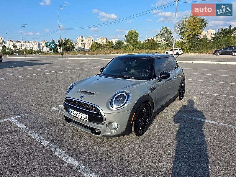 Хэтчбек MINI Cooper 2018 в Киеве