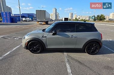 Хэтчбек MINI Cooper 2018 в Киеве