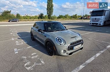 Хэтчбек MINI Cooper 2018 в Киеве