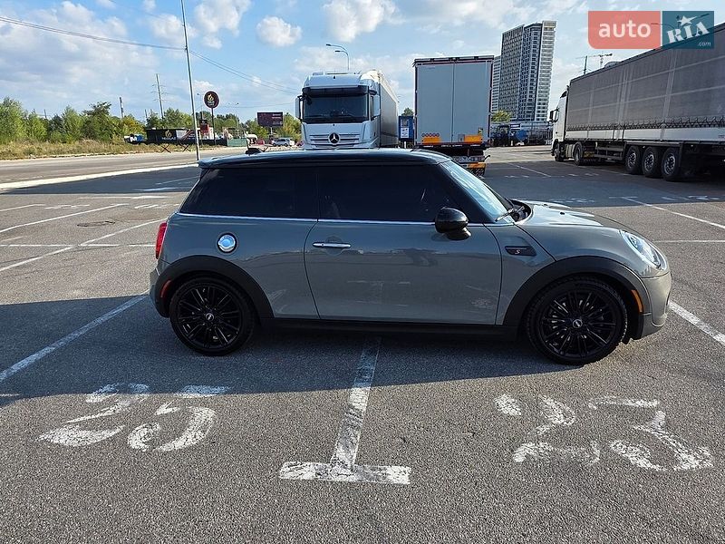 Хэтчбек MINI Cooper 2018 в Киеве