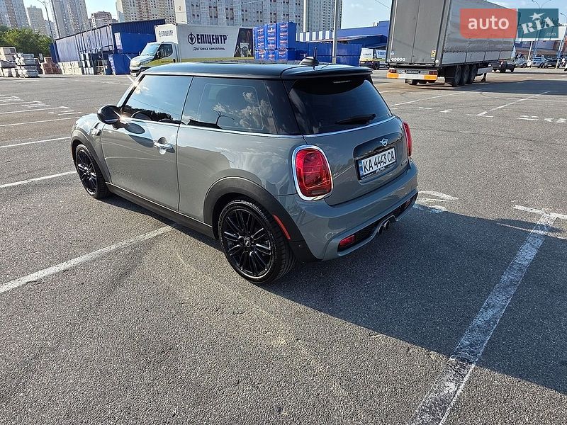 Хэтчбек MINI Cooper 2018 в Киеве