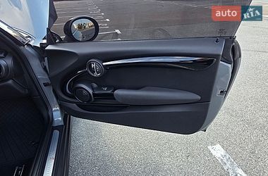 Хэтчбек MINI Cooper 2018 в Киеве