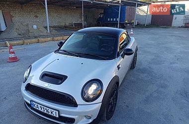 Хэтчбек MINI Cooper 2012 в Житомире