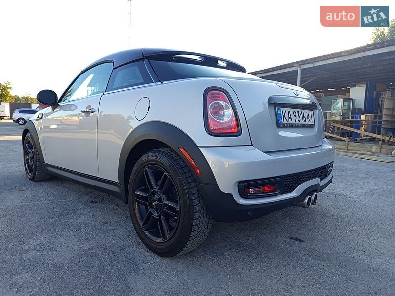 Хэтчбек MINI Cooper 2012 в Житомире