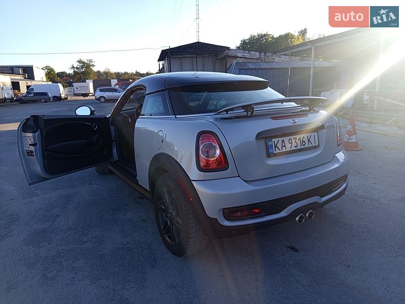 Хэтчбек MINI Cooper 2012 в Житомире
