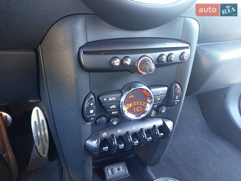 Хэтчбек MINI Cooper 2012 в Житомире