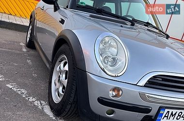 Хэтчбек MINI Cooper 2006 в Житомире Хэтчбек MINI Cooper 2006 в Житомире
