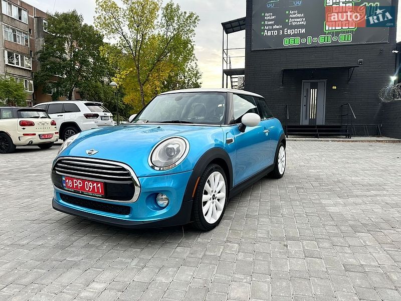 Хэтчбек MINI Cooper 2017 в Вараше Хэтчбек MINI Cooper 2017 в Вараше