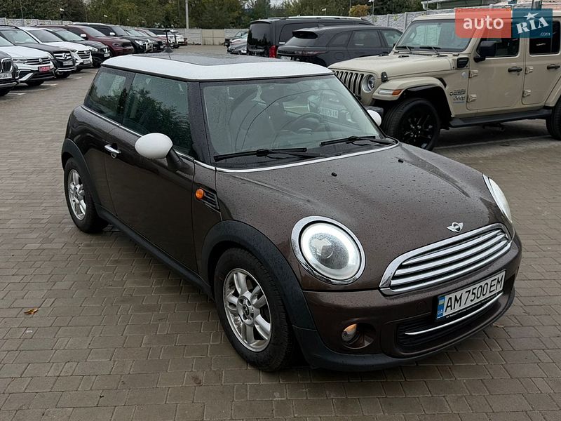 Хетчбек MINI Cooper 2011 в Житомирі
