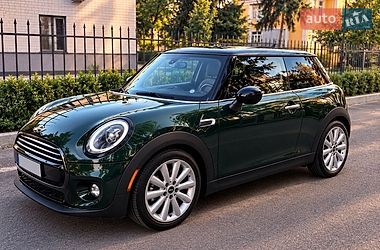 Хэтчбек MINI Cooper 2018 в Чернигове
