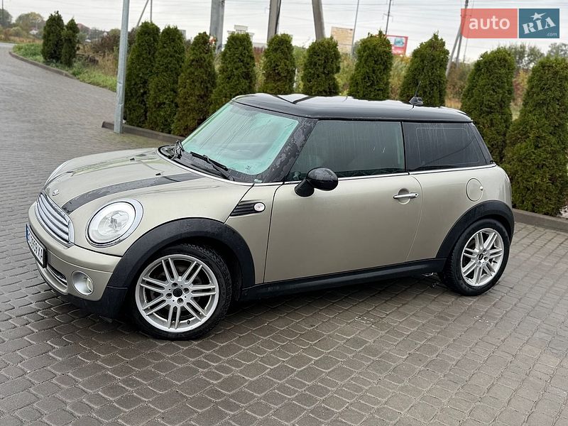 Хэтчбек MINI Cooper 2007 в Львове