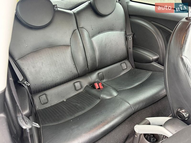 Хэтчбек MINI Cooper 2007 в Львове