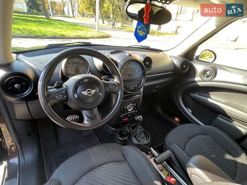 Хетчбек MINI Cooper 2015 в Чернігові