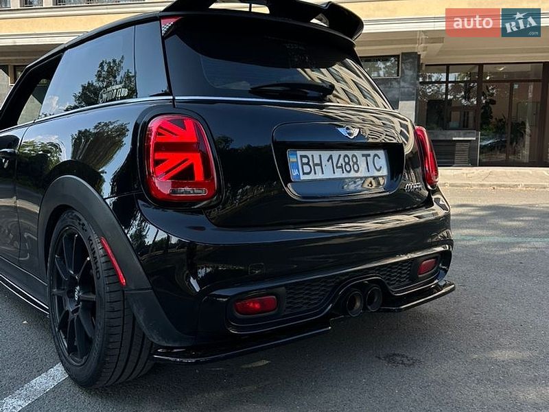 Хэтчбек MINI Cooper 2014 в Киеве