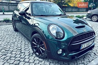 Хэтчбек MINI Cooper 2018 в Киеве