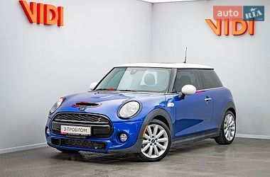 Хэтчбек MINI Cooper 2019 в Киеве