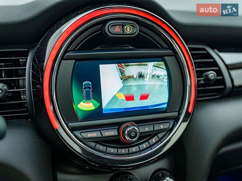 Хэтчбек MINI Cooper 2019 в Киеве