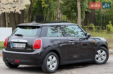 Хэтчбек MINI Cooper 2015 в Одессе фото 19 Хэтчбек MINI Cooper 2015 в Одессе
