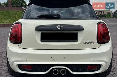 Хетчбек MINI Cooper 2018 в Дніпрі