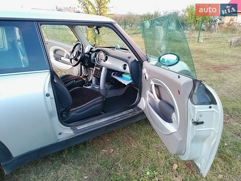 Хэтчбек MINI Cooper 2002 в Харькове