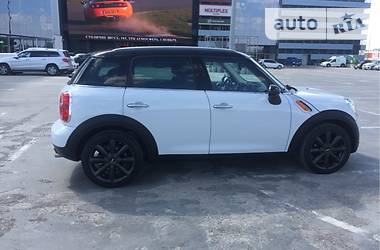 Внедорожник / Кроссовер MINI Countryman 2012 в Киеве