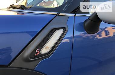 Позашляховик / Кросовер MINI Countryman 2013 в 