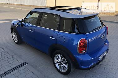 Позашляховик / Кросовер MINI Countryman 2013 в 
